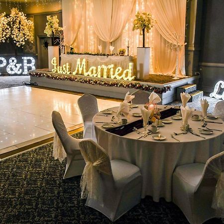 Marine Court Hotel Бангор Екстериор снимка