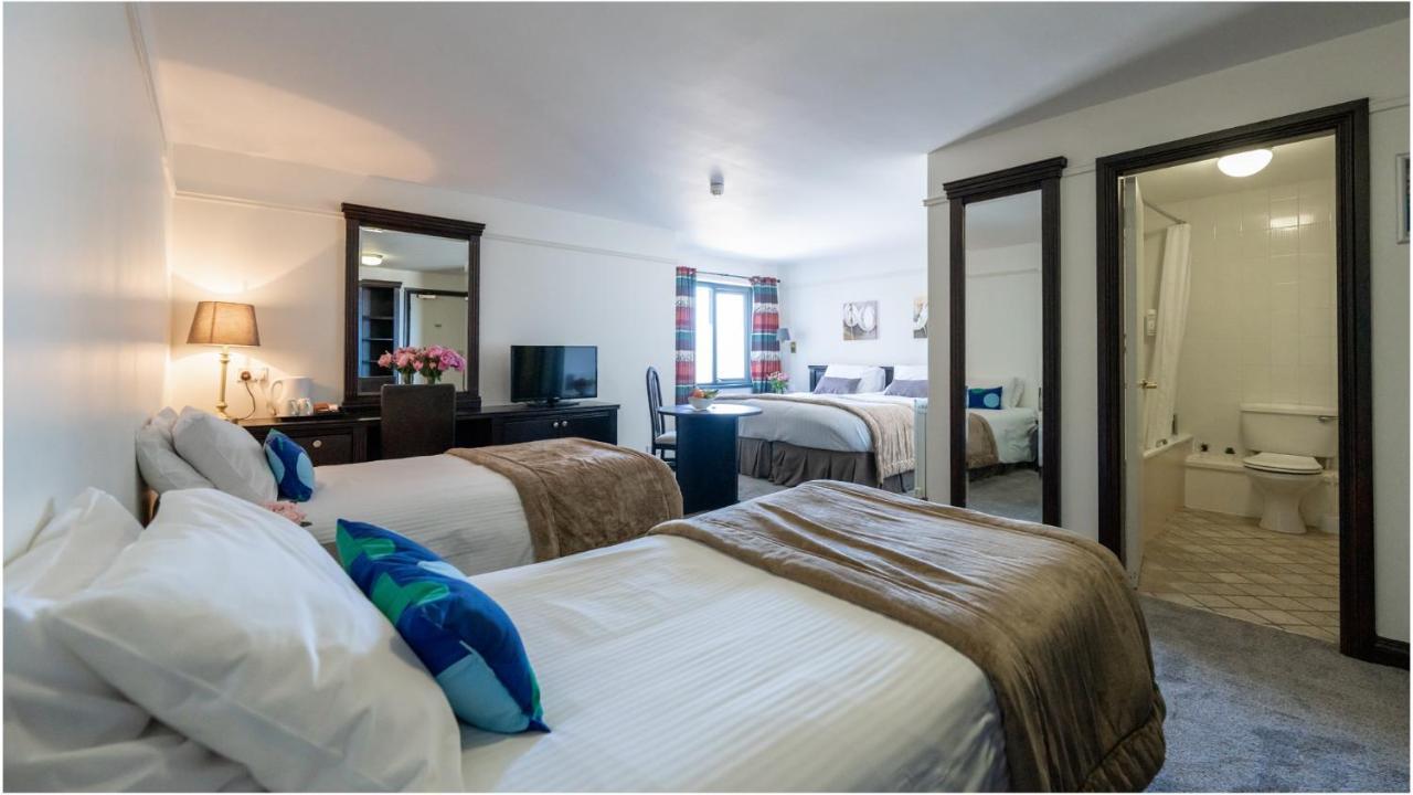 Marine Court Hotel Бангор Екстериор снимка