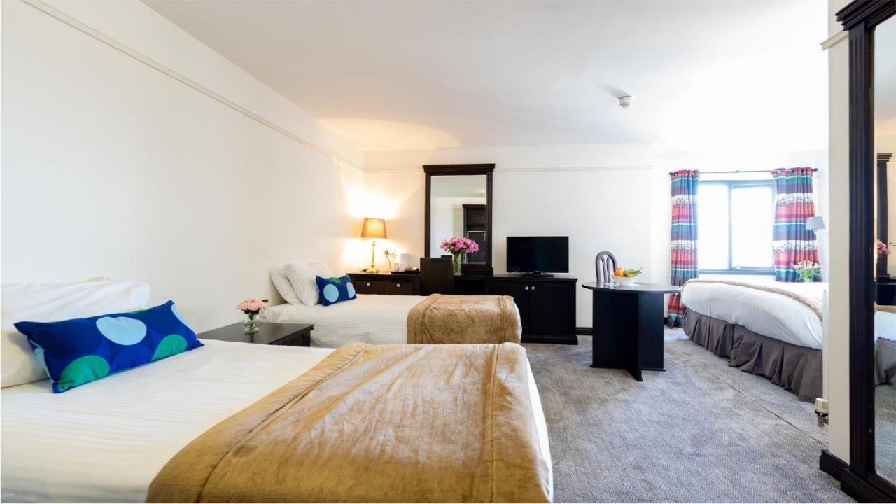 Marine Court Hotel Бангор Екстериор снимка
