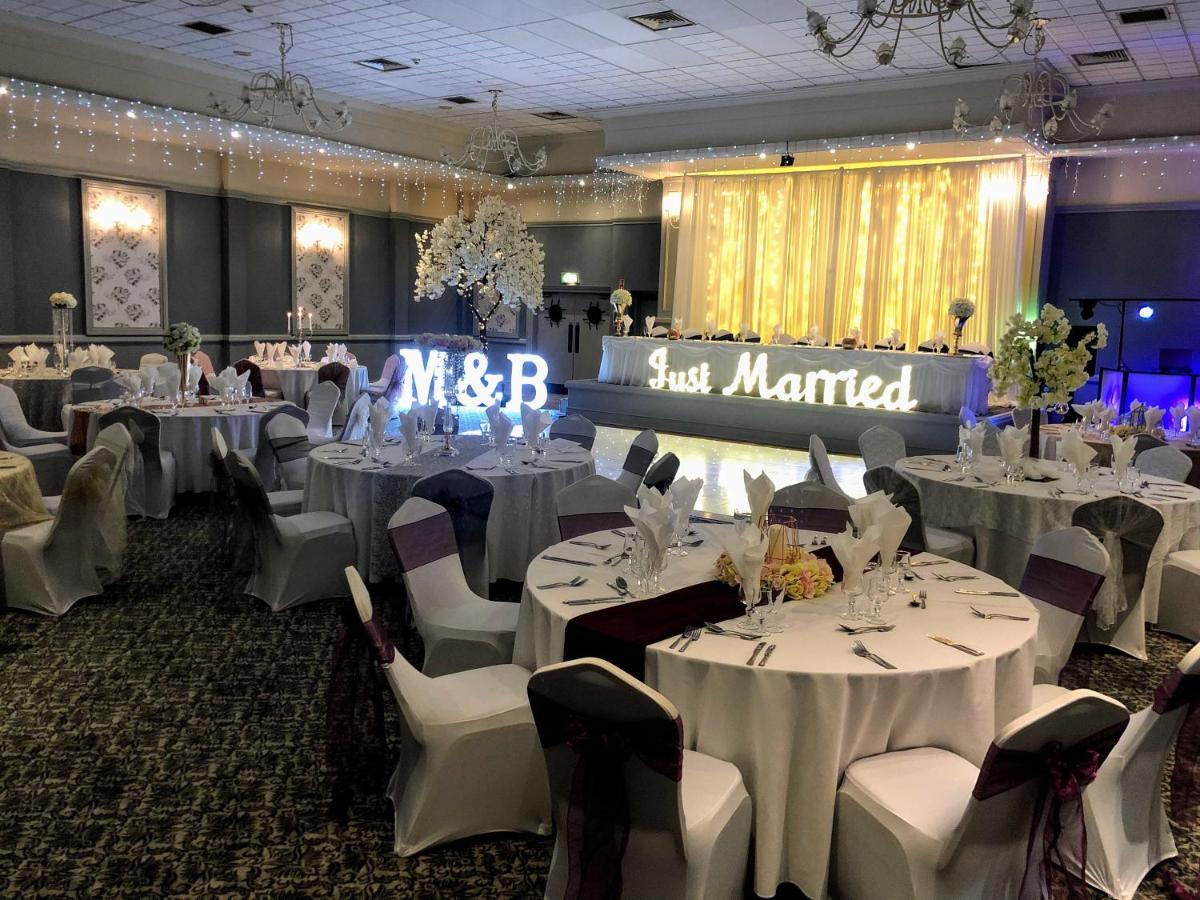 Marine Court Hotel Бангор Екстериор снимка