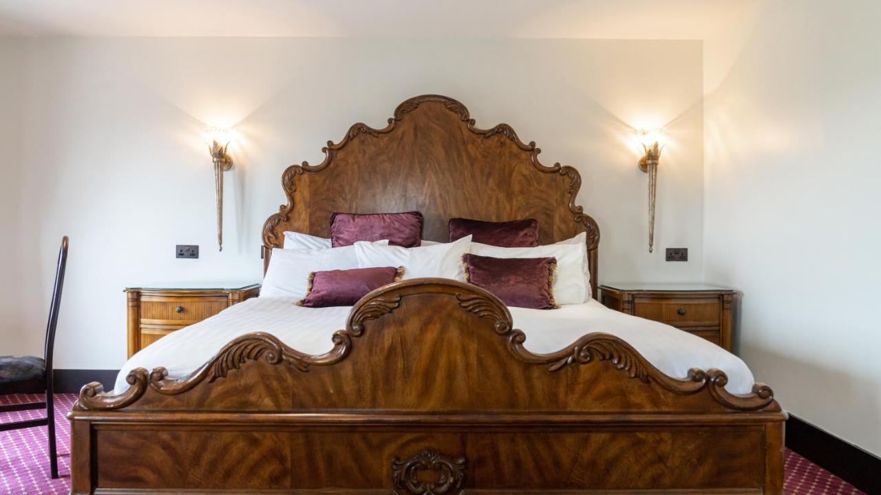 Marine Court Hotel Бангор Екстериор снимка